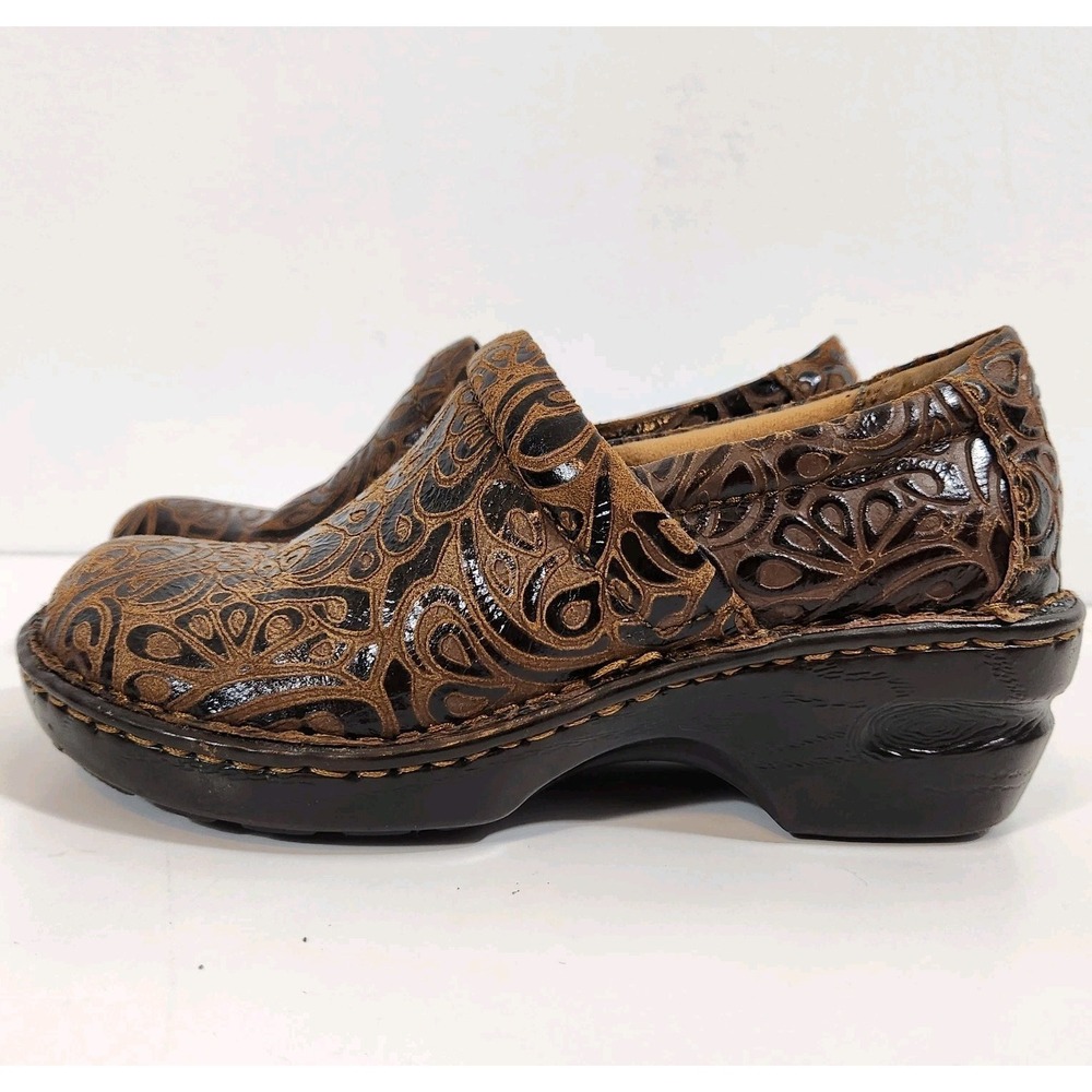 b.o.c.‎ Born Concept Leather Clogs Size 7 Brown Tooled Floral Boho Cottagecore
